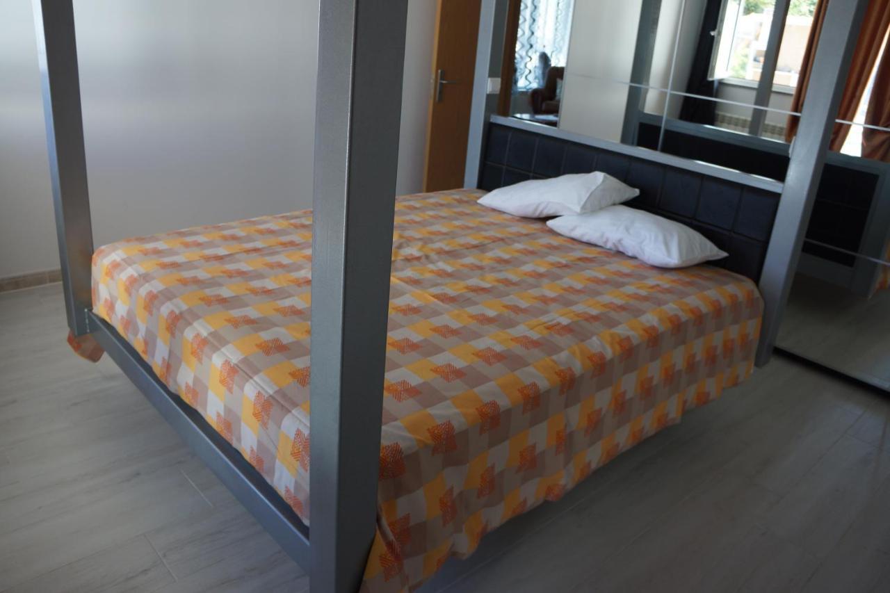 Casinha Das Bonecas - Casa Com Piscina Privada Aveiro Exterior foto