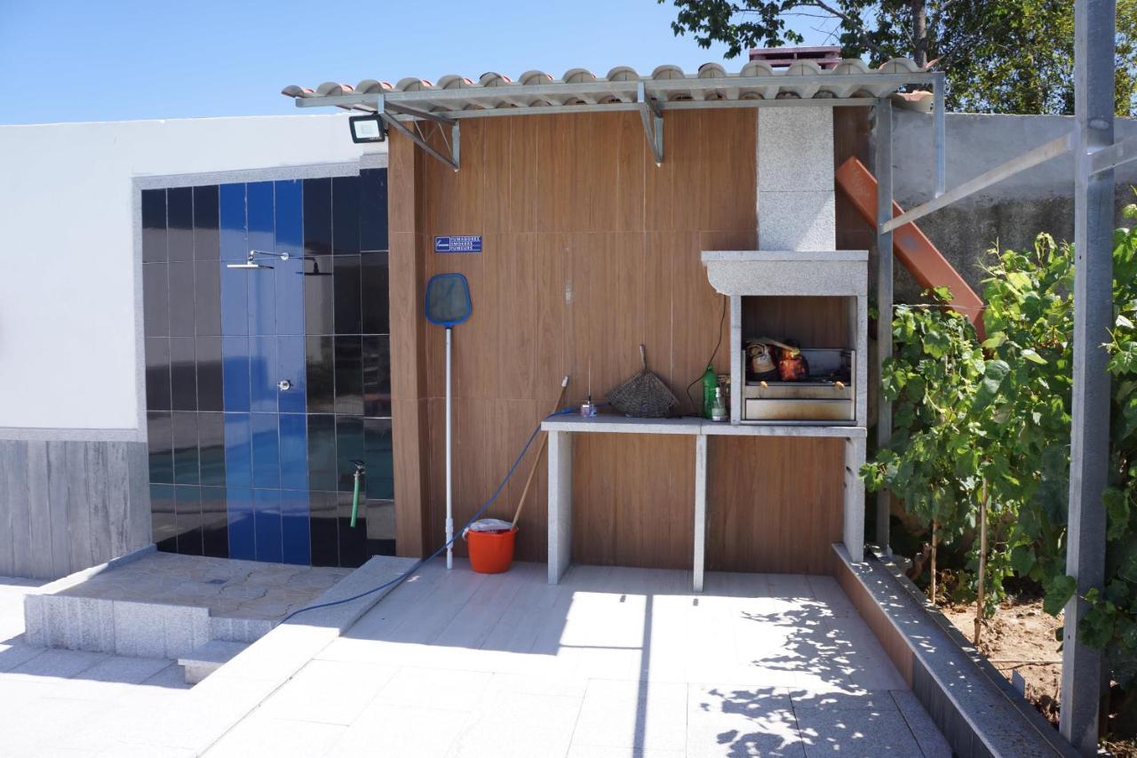 Casinha Das Bonecas - Casa Com Piscina Privada Aveiro Exterior foto